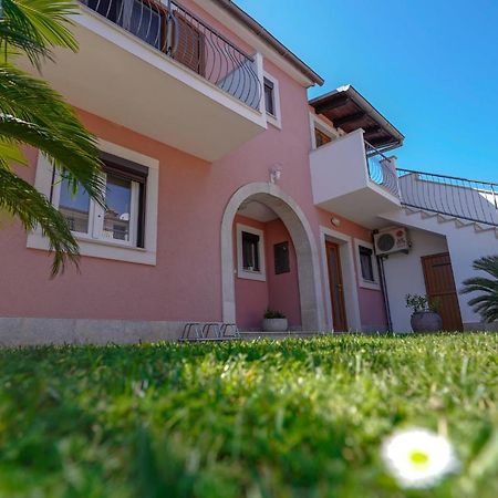 Apartment Palm View II Ρόβινι Εξωτερικό φωτογραφία