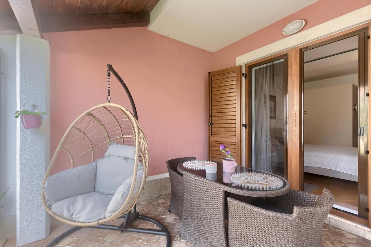 Apartment Palm View II Ρόβινι Εξωτερικό φωτογραφία