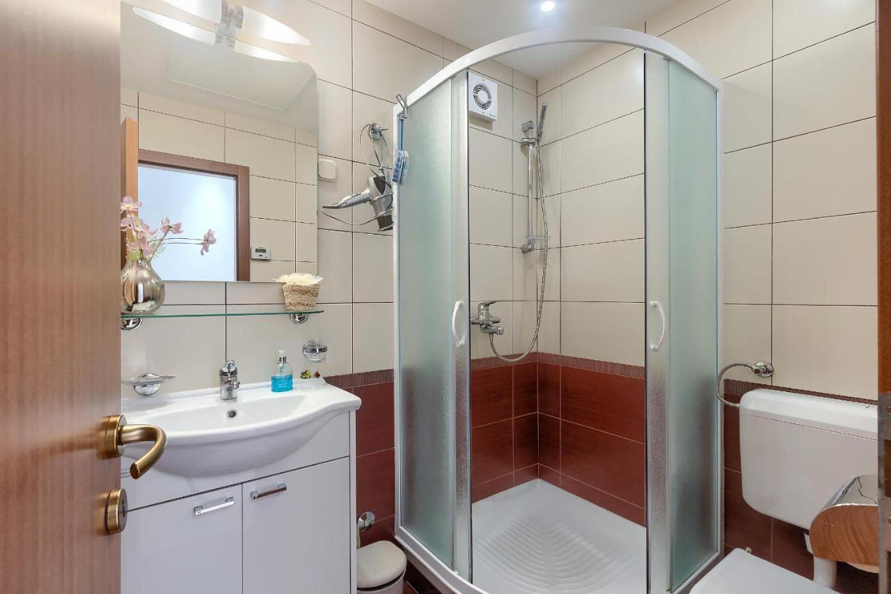 Apartment Palm View II Ρόβινι Εξωτερικό φωτογραφία